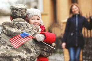 Consolidated Credit celebra el Día de los Veteranos, ayudando a los veteranos