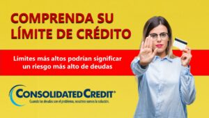 Su saldo actual total dividido por su límite de crédito disponible total refleja su índice de utilización de crédito en su reporte crediticio.