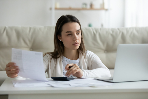 Aprenda a manejar el estrés financiero con una mentalidad positiva