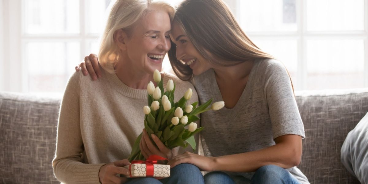 Cómo consentir a mamá sin afectar su presupuesto