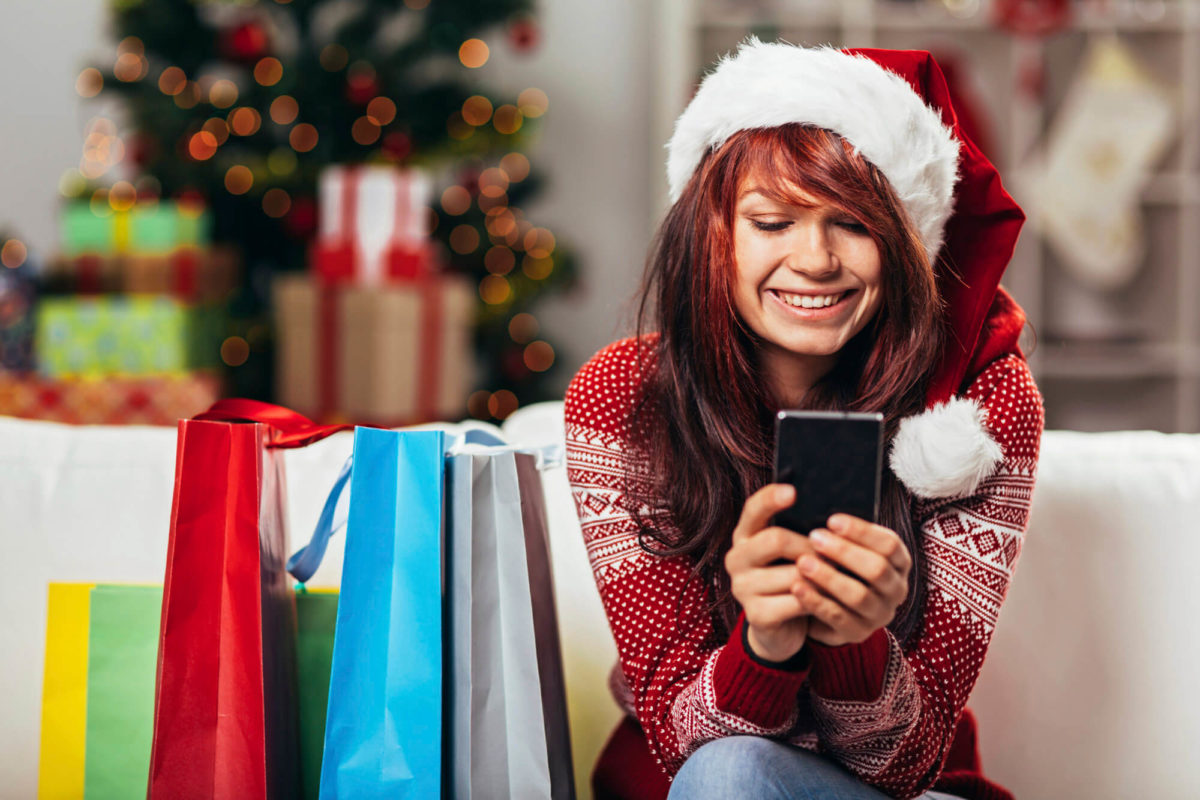 Use our smart shopping tips to avoid holiday debt over Thanksgiving Weekend